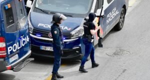 Escape attempt with the help of 70 relatives prompts police response at Granada hospital