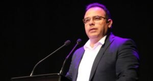 Mayor of Almuñécar condemns the “full-scale genocide” in Gaza and recalls the town’s twinning with Khan Younis